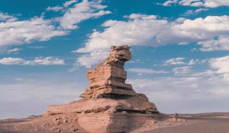 敦煌鬼城と呼ばれ、クムタグ砂漠にあるジオパーク、敦煌ヤルダン国家地質公園(何さん特別編)