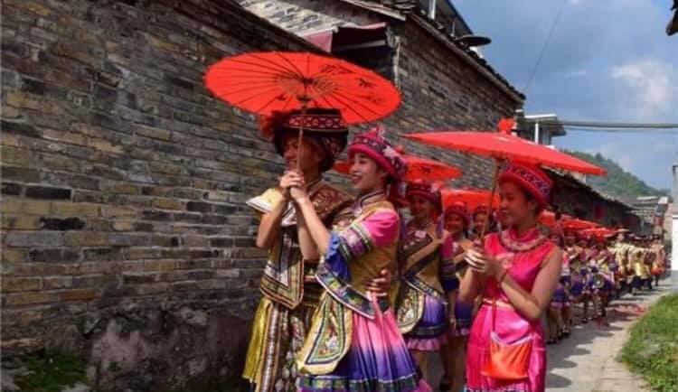 羅城ムーラオ族自治県で多く生活しているムーラオ族(李さん特別編)